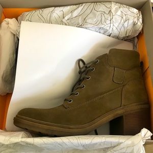 Crown Vintage booties